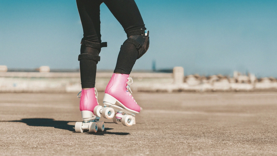Girl with pink rollerskates